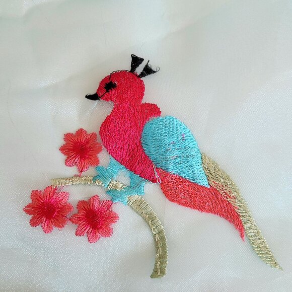 Large scarf or sari organza nylon material with embroidered birds. - Picture 5 of 12
